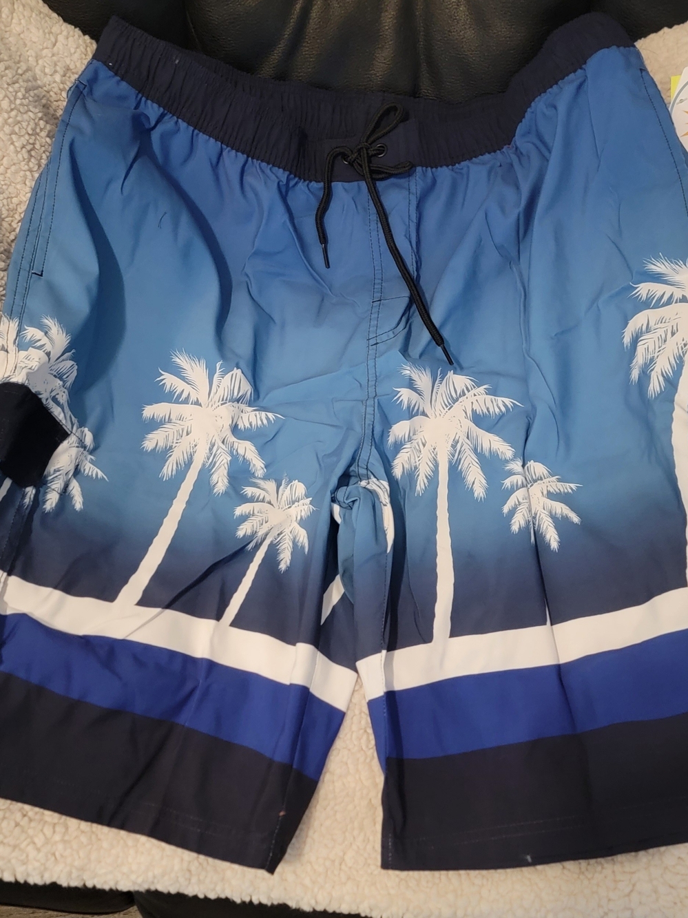 Tela Blue Gradient Palm-Print Hybrid Shorts